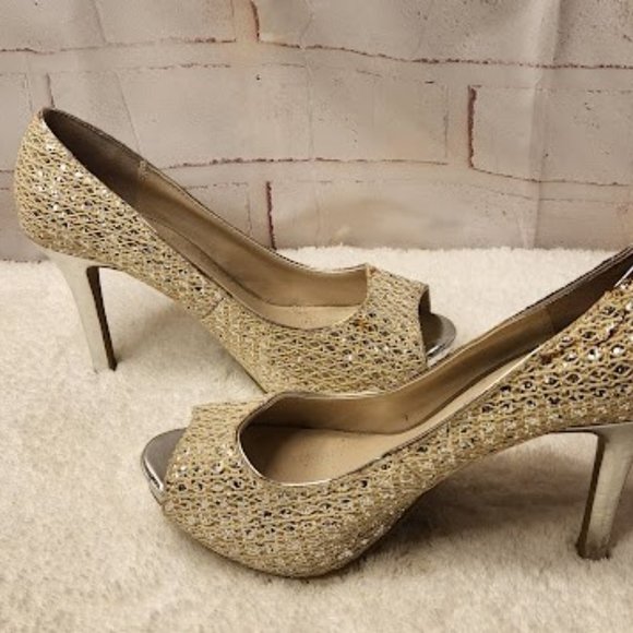 Audrey Brooke Metallic and Lace Peep Toe Heel - Picture 2 of 8